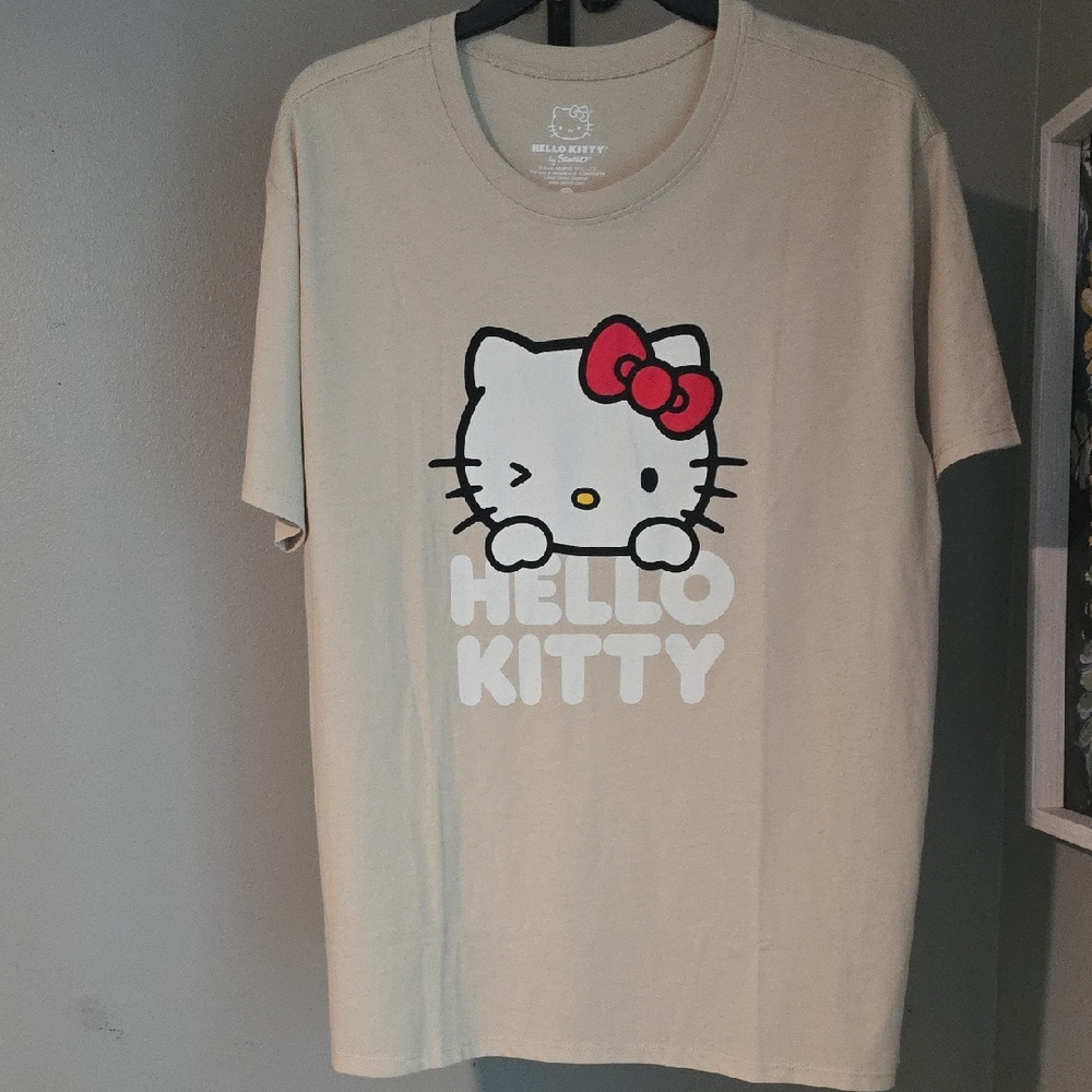 Hello Kitty Short Sleeve Graphic Tee Size Large